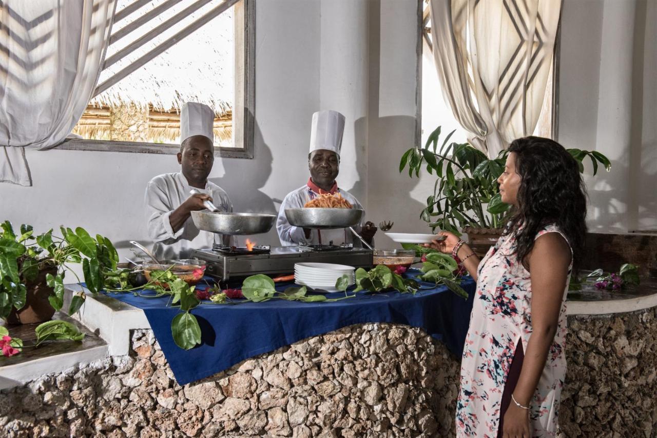 Jumbo Club Watamu Hotel Екстериор снимка