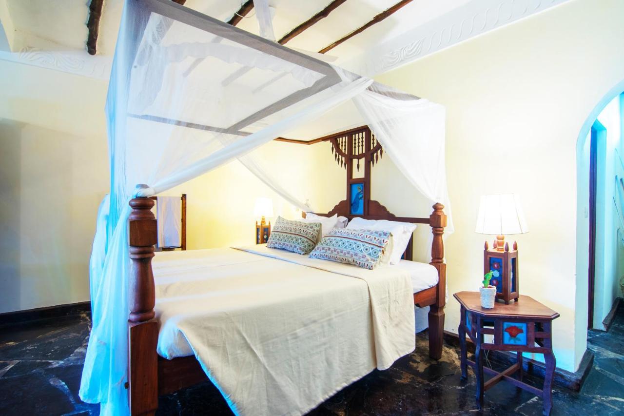 Jumbo Club Watamu Hotel Екстериор снимка